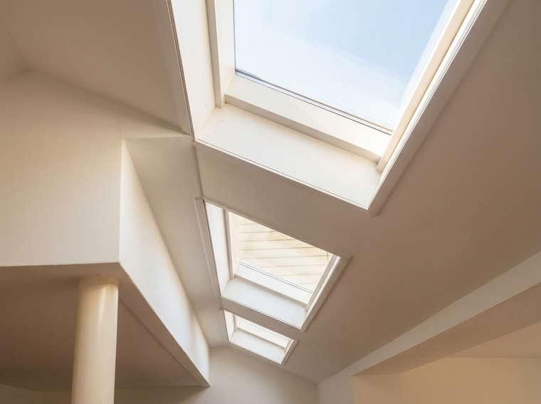 Lichtstraat in een overkapping